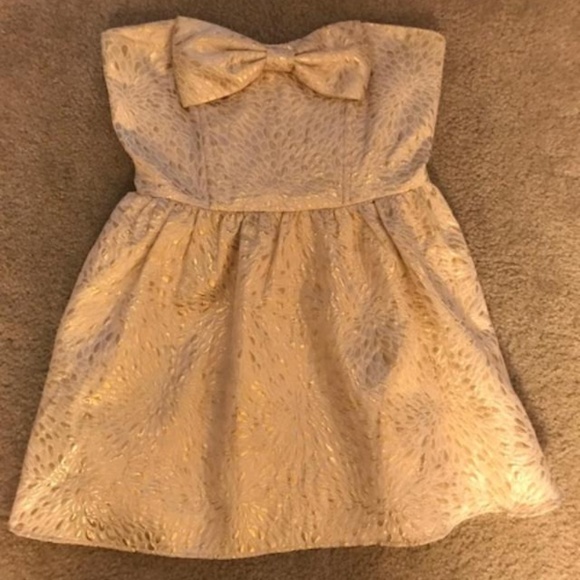Forever 21 Dresses & Skirts - Mini Bow Dress